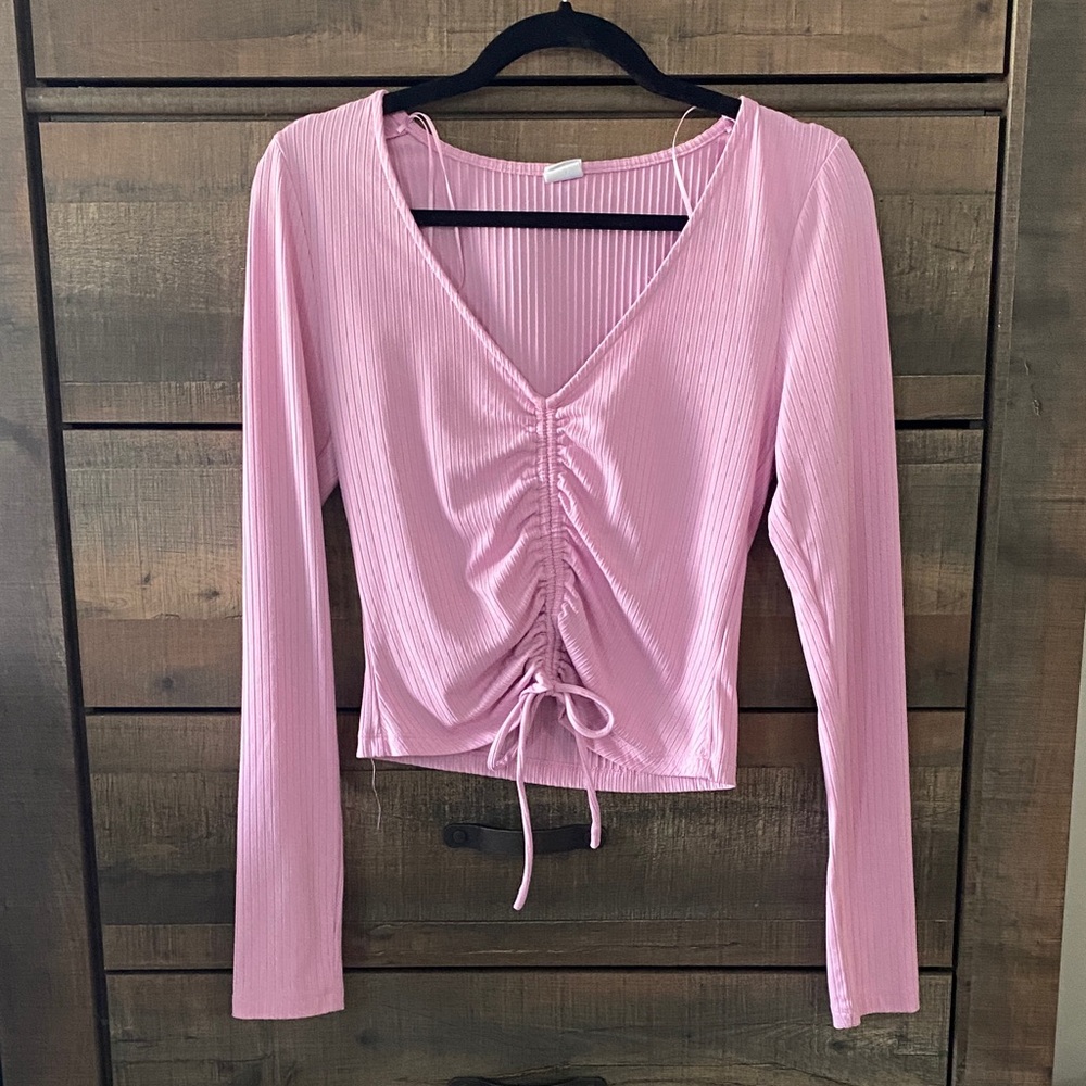 Melrose and Market Light Pink Ruched V-Neck Long Sleeve Top